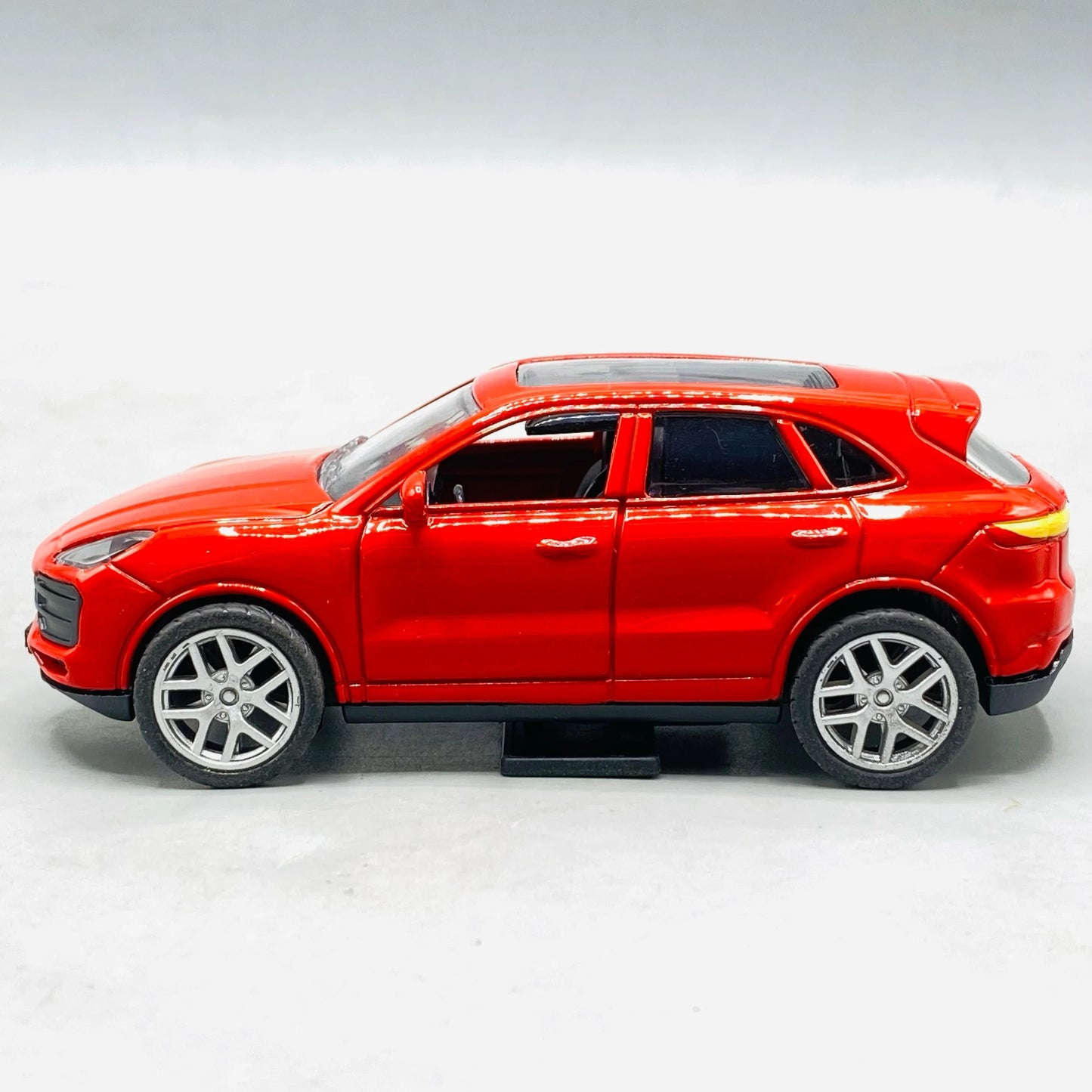 1:38 Scale Porsche Solar Power Diecast Car