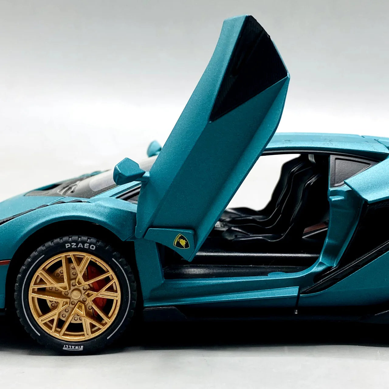 1:24 Diecast Lamborghini Siyan with Light, Sound & Smoke